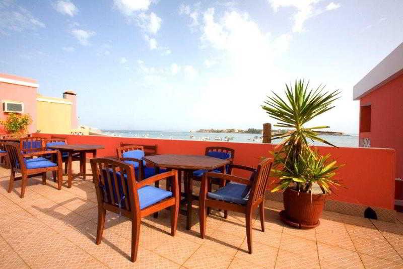 Hotel La Madrague Dakar Buitenkant foto