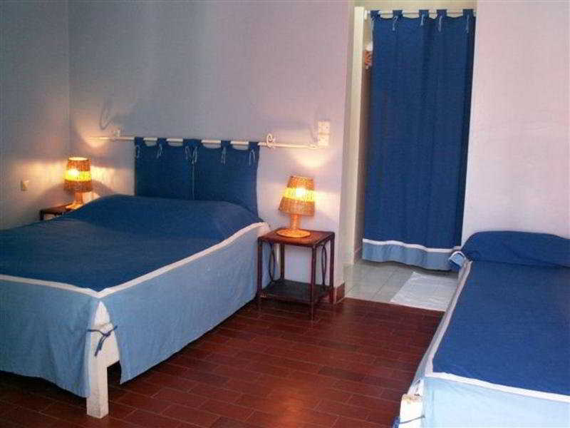 Hotel La Madrague Dakar Buitenkant foto